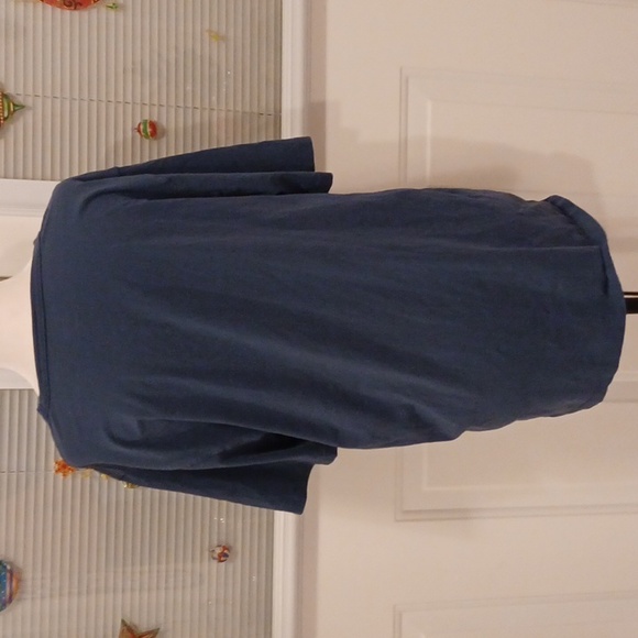 4/$40 Navy Blue Tee - Size Medium - Picture 3 of 5